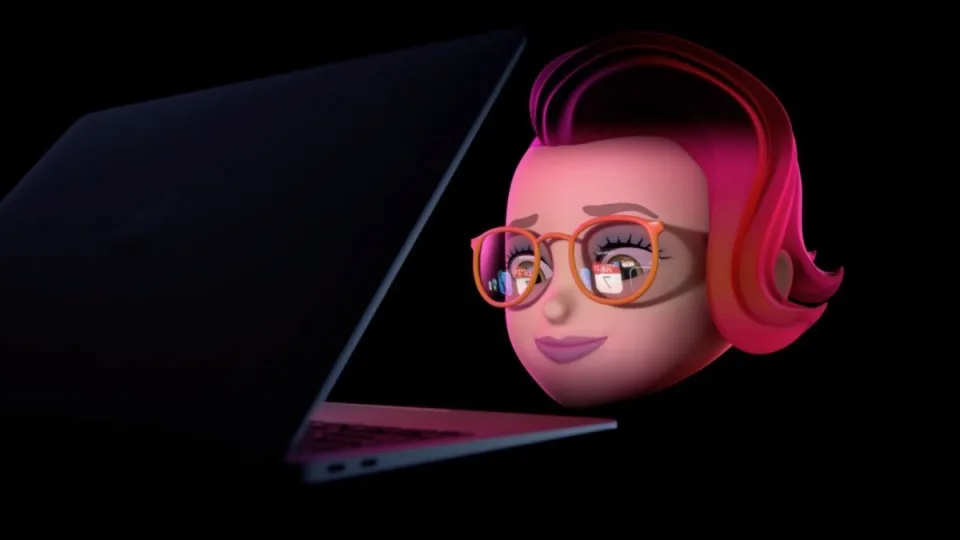 „Apple“ užsiminė apie revoliucinį produktą: po kelių mėnesių pristatys išmaniuosius akinius