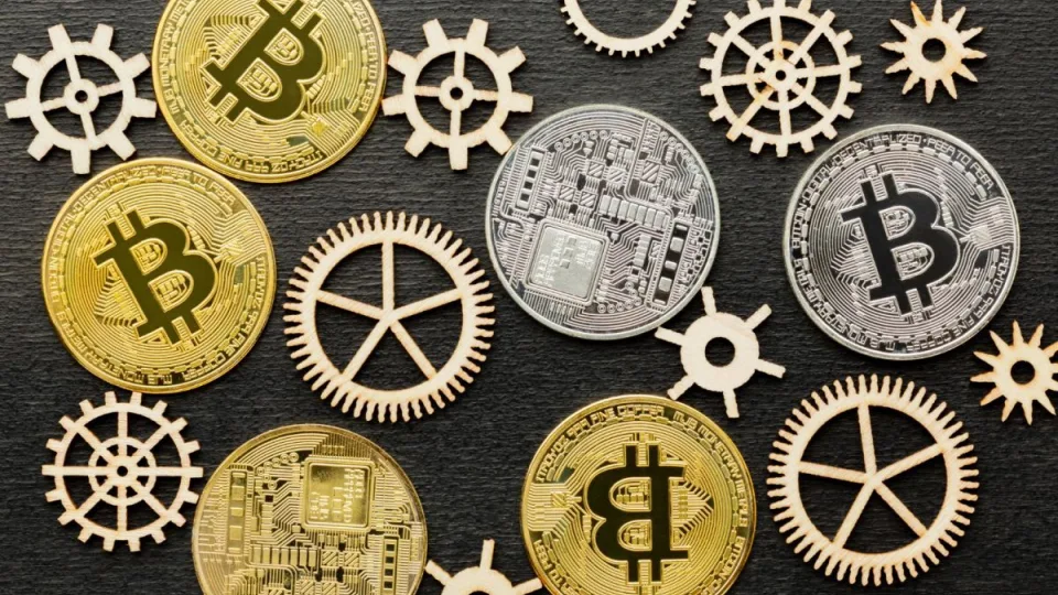 Nuo sukčių nukentėjęs „iPhone“ savininkas pinigus susigrąžinti nori iš „Apple“: sužinokite kodėl