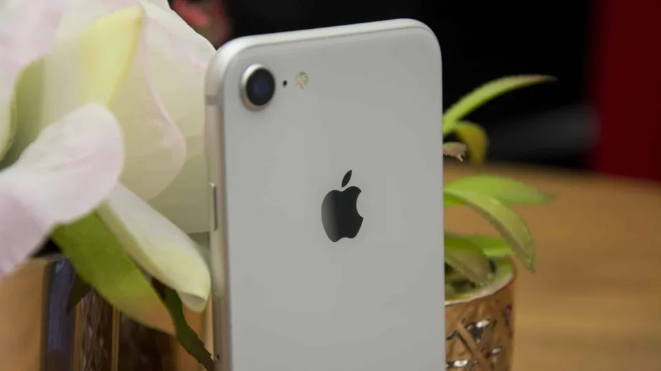 „Apple” ruošiasi itin pigaus „iPhone SE2” startui: komponentus pradės kaupti jau šį mėnesį