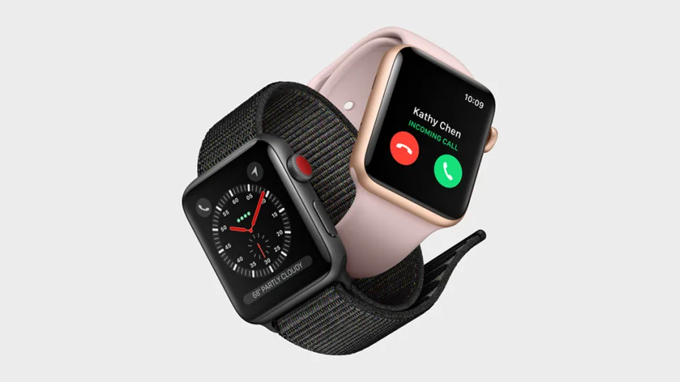 „Telia“ pateikė malonią staigmeną: pirmoji Lietuvoje pradeda siūlyti „Apple Watch" su eSIM