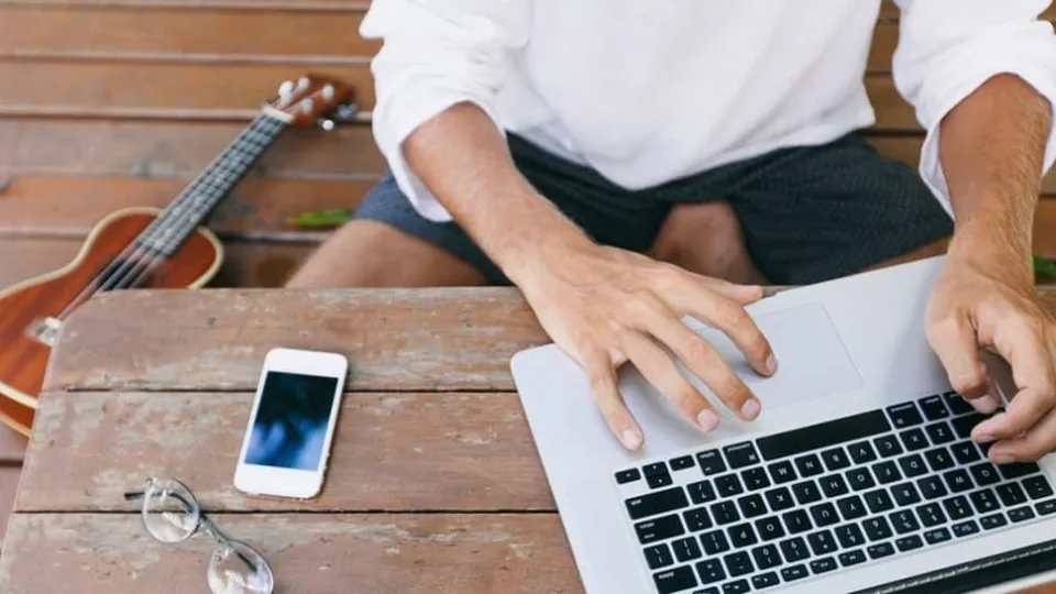 „Bitės“ technologijų vadovas: ar Lietuva išliks greito interneto lydere pasaulyje?