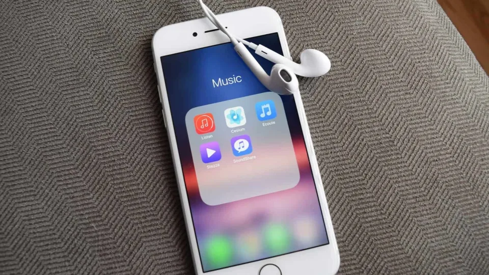 Penki paprasti būdai kaip atsisiųsti muzikos į „iPhone“ telefoną