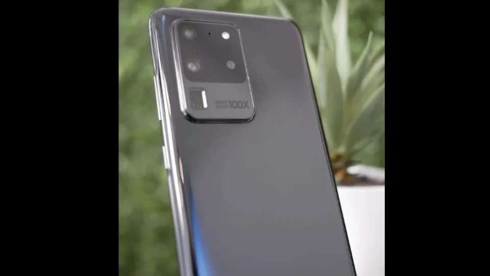 „Samsung Galaxy S20 Ultra“ turės keturias kameras ir net 100X priartinimo galimybę