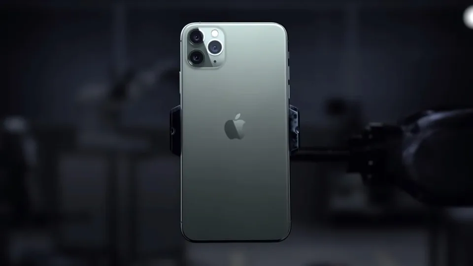 „Apple“ gali nukelti savo telefonų pristatymus: „iPhone 9“ ir „iPhone 12“ serijos telefonai gali pasirodyti vėliau nei planuota