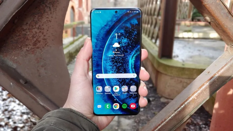 „Samsung Galaxy S20+” apžvalga: pliusas nugalėjo „Ultra”?