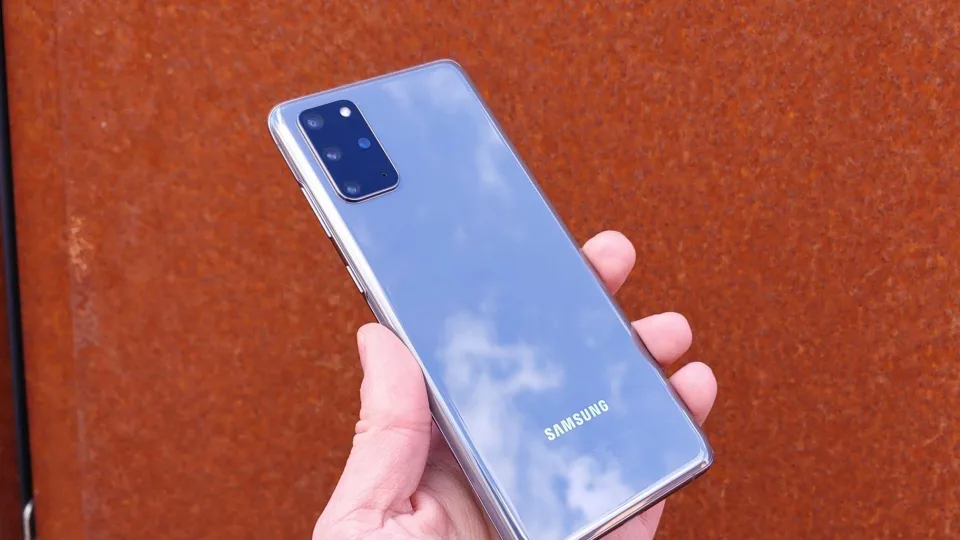 „Samsung Galaxy S20+” kamerą įvertino ekspertai: atsilieka ne tik nuo „Huawei”, bet ir nuo „Xiaomi”