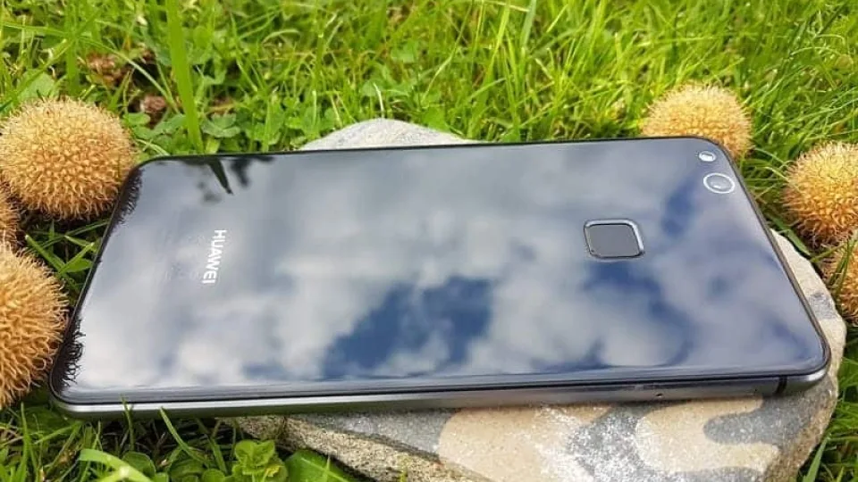 Skaitytojo apžvalga: „Huawei P10 Lite“ apžvalga - maloniai stebinantis vidutiniokas