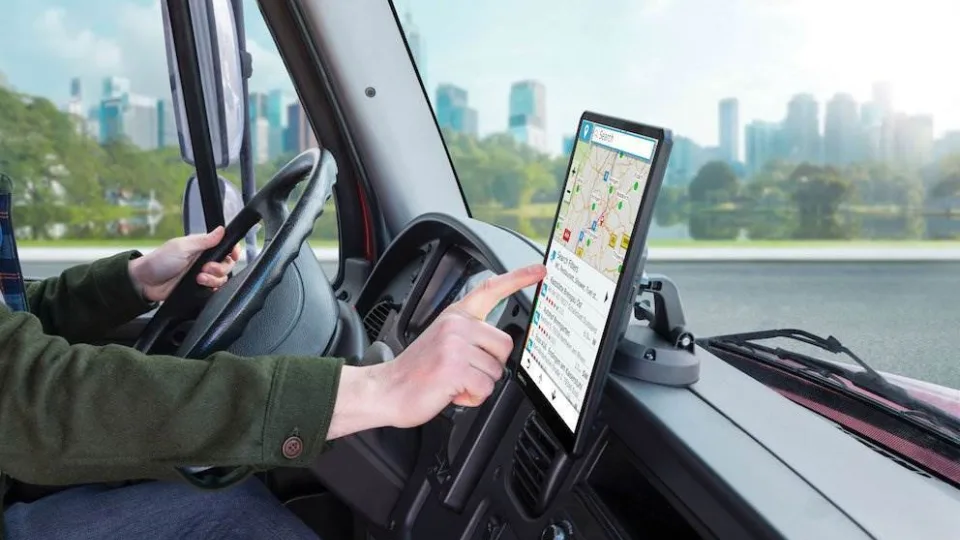 „Garmin“ kuria ne tik laikrodžius: sukurta nauja vilkikų navigatorių serija