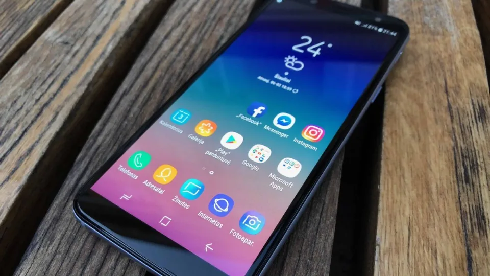 „Samsung Galaxy A6″ apžvalga