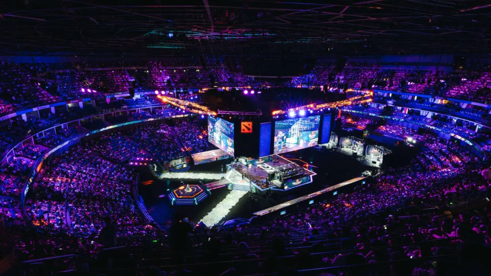 „DoTa 2“ čempionatui surinkta rekordinė pinigų suma, tačiau yra daugybė raudonų klaustukų