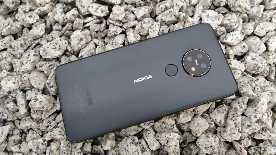 „Nokia 7.2” apžvalga: originalus ir ilgaamžis darbinis arkliukas