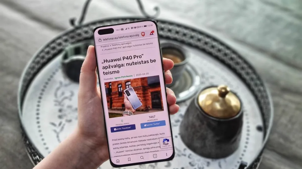 „Huawei” gali palikti išmaniųjų telefonų verslą: užtektų nedidelio situacijos pablogėjimo