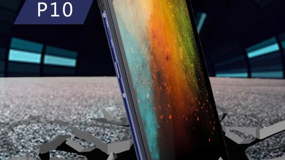 Telefonų rinkos naujokai „Poptel“ ketina pristatyti dar vieną išmanųjį