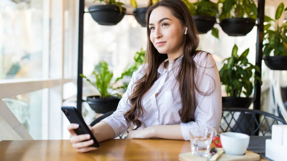 Stilingas sprendimas su galingu skambesiu roko ir elektroninės muzikos gerbėjams