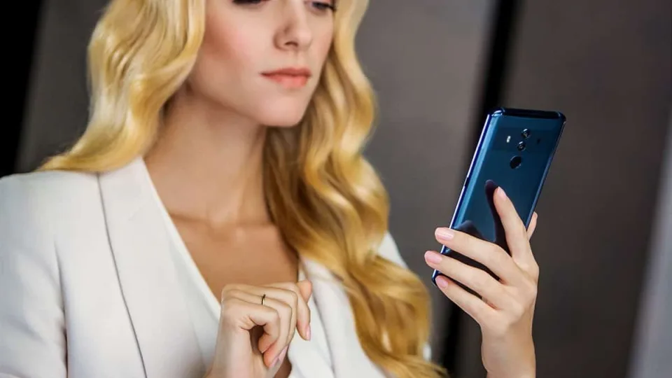 Mašinų varikliai įkvėpė telefono patobulinimą: patiks žaidimų mėgėjams