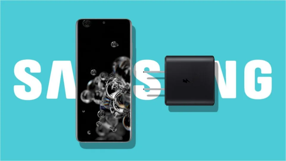 „Samsung” prisikalbėjo: juokėsi iš „iPhone 12”, tačiau taip pat telefono dėžutėje nebepridės įkroviklio