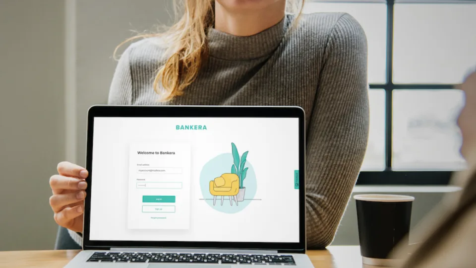 Naujai steigiamoms įmonėms „Bankera“ siūlo atsidaryti kaupiamąją sąskaitą
