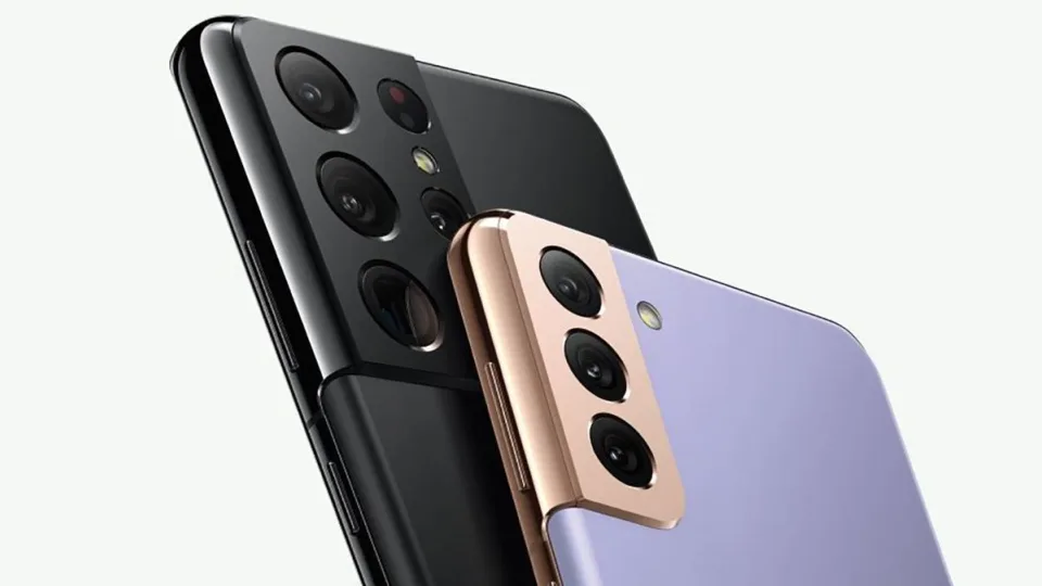 Dvigubi „Samsung” standartai: kinai su „Galaxy S21” gaus, ko negavo europiečiai