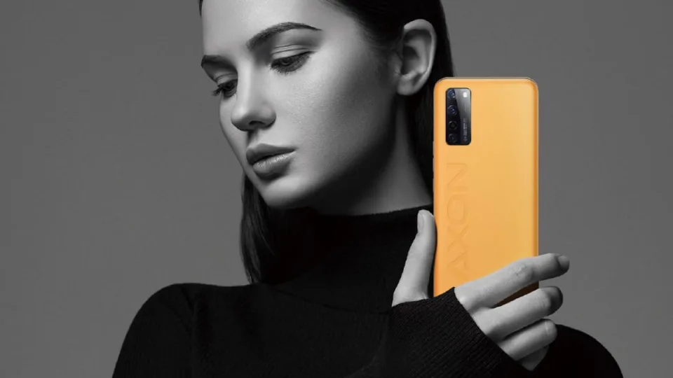 ZTE ruošia dar vieną telefoną su paslėpta kamera: pasižymės ne tik naujausiomis technologijomis, bet ir galia