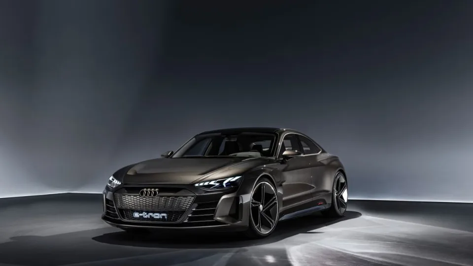 Vasarį mūsų laukia įspūdinga naujiena: įvyks „Audi e-tron GT“ premjera