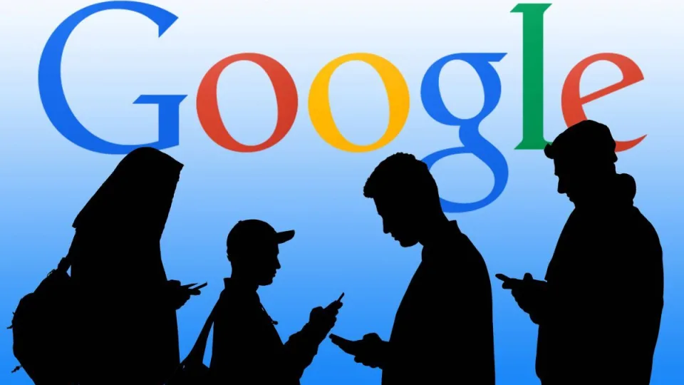 Dirbtinio intelekto efektas: „Google“ paieškoje pateikiamos santraukos ženkliai sumažino paspaudimų skaičių