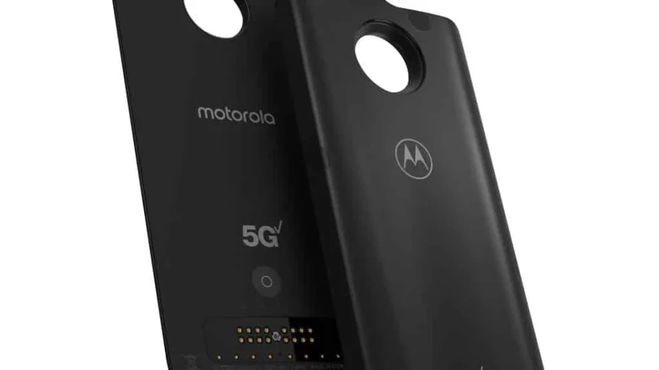 Naujasis „Moto Z3“ – su „Snapdragon 835“ procesoriumi, 5G bei šone įmontuotu pirštų antspaudų skaitytuvu