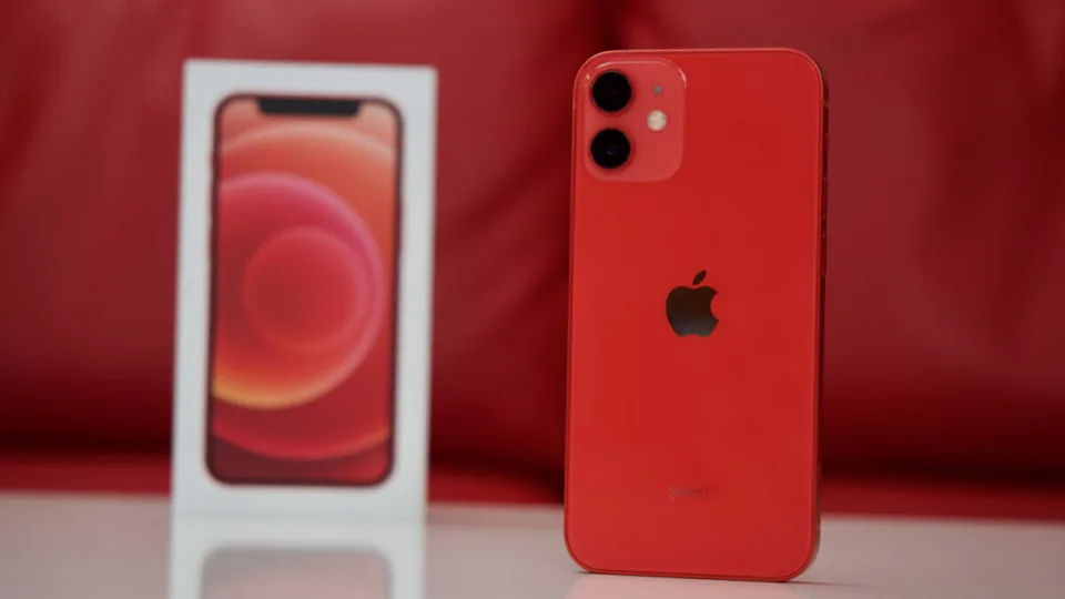 Oficialus „iPhone” remontas keisis iš esmės: „Apple” nebenori keisti sugedusių telefonų naujais