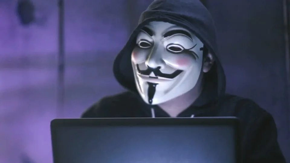 Svarbi žinia: internete nutekinti lažybų bendrovės „Orakulas” klientų duomenys