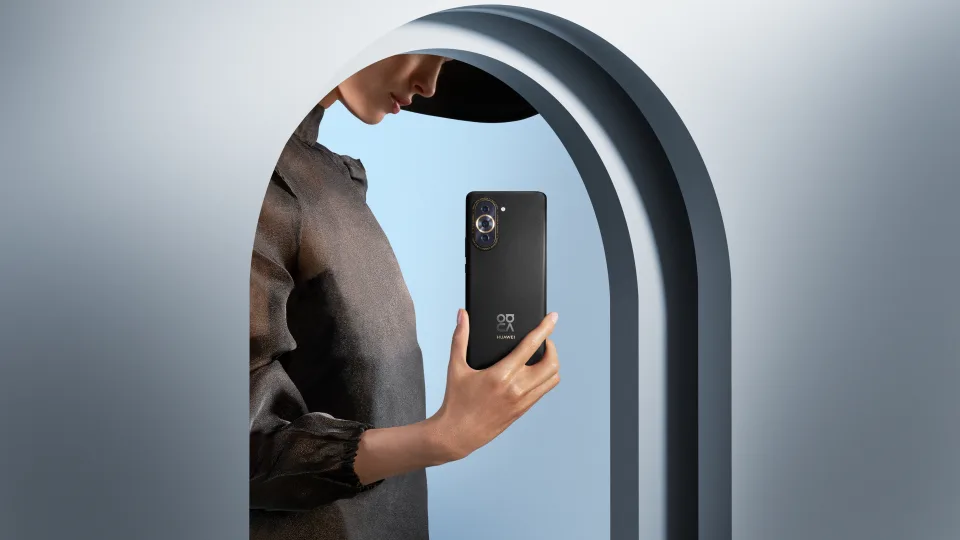 Svarbiausios išmaniųjų telefonų tendencijos: kuo šiandien gali nustebinti priekinė kamera?