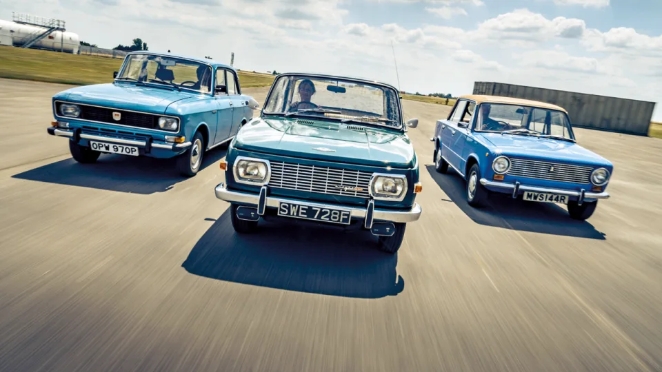 Rusija sugrįžta į visišką sovietmetį: iš mirties prikeliamas legendinis automobilių ženklas, kuris žinomas ir daugeliui lietuvių