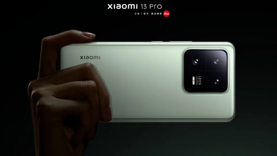 „Xiaomi“ sulaukė kamerų ekspertų kirčio: naujasis bendrovės flagmanas sulaukė nuviliančio įvertinimo, sužinokite kas čia nutiko