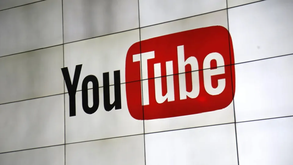 „YouTube“ vartotojai tiesiog pasiuto: „Google“ ėmėsi tam tikrų veiksmų, kurie kai kuriems vartotojams sukėlė netikėtų nepatogumų