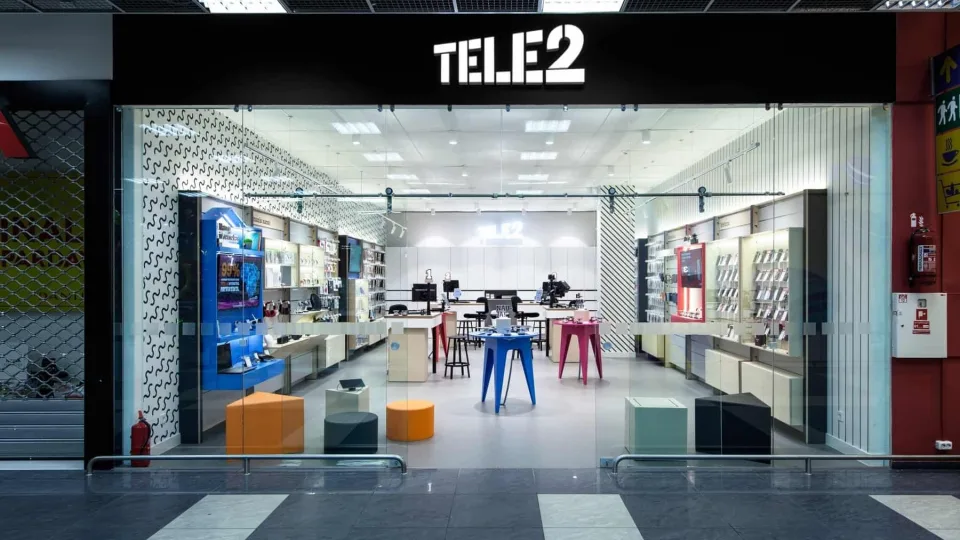 „Tele2“ ruošiasi popiežiaus vizitui – iš Latvijos atsivežė papildomą stotį
