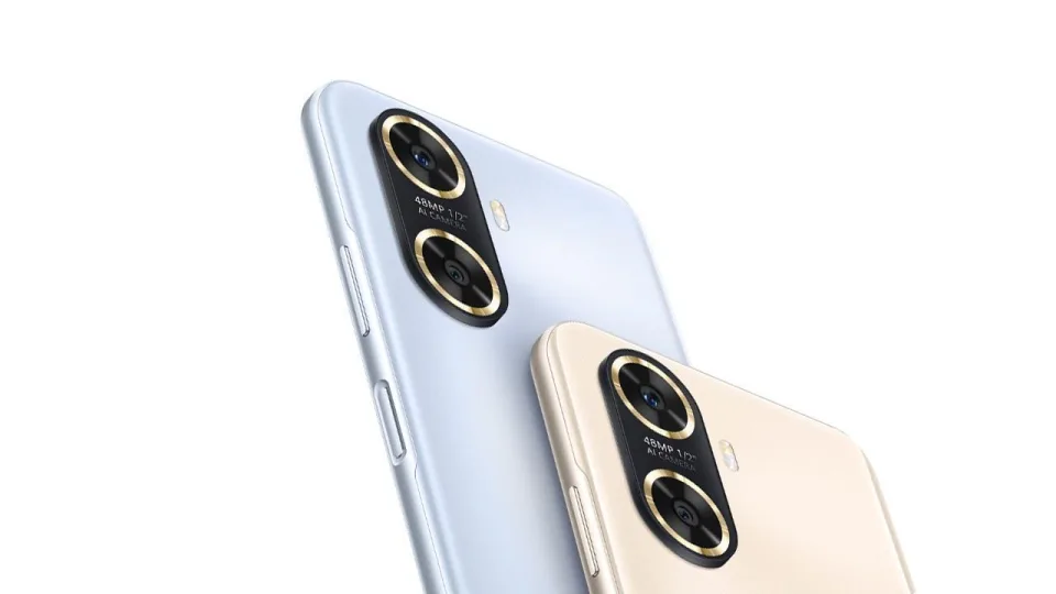 „Huawei“ vadovai sulaukė nemalonios staigmenos: internete paplito dar nepristato telefono savybes atskleidžiantis vaizdo įrašas