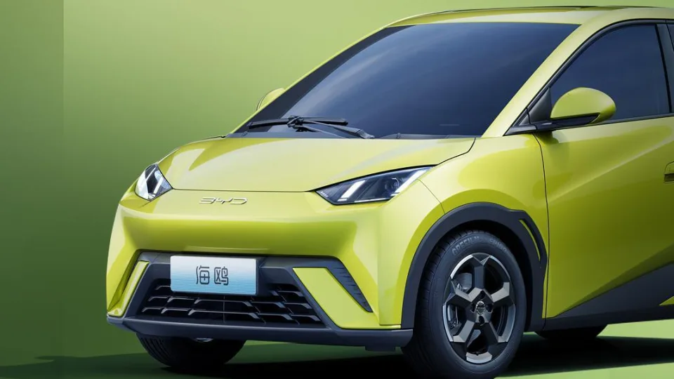 Kinai drebina automobilių rinką: pristatytas išskirtiniais sprendimais aprūpintas modelis, kuris pasiūlytas už neįtikėtinai žemą kainą