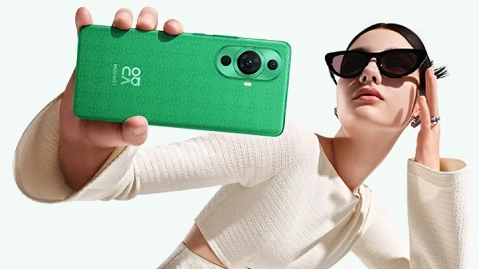 „Huawei“ ruošia dar vieną „nova 12“ serijos telefoną: aiškėja, kokiomis savybėmis pasižymės naujasis bendrovės produktas