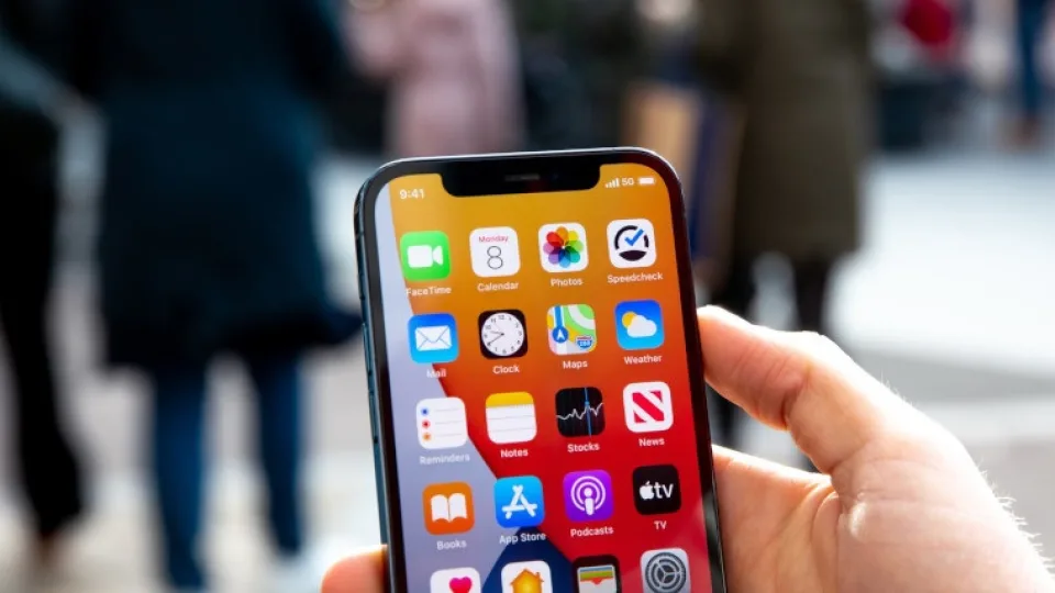 „Tele2“ ekspertas atsakė į itin aktualų klausimą: ar oro sąlygos gali įtakoti ryšio signalą ir kokią įtaką daro šaltis ir sniegas