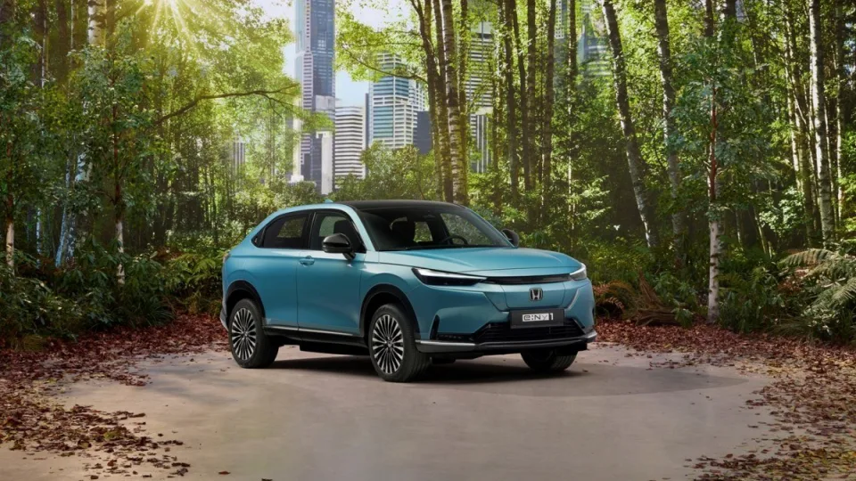 „Honda“ meta milžiniškus resursus į elektromobilius: skelbiama apie investicijas Kanadoje, jau kitąmet gali prasidėti intensyvūs darbai