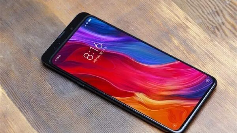 Jau žinoma naujojo „Xiaomi Mi Mix 3“ flagmano pristatymo data