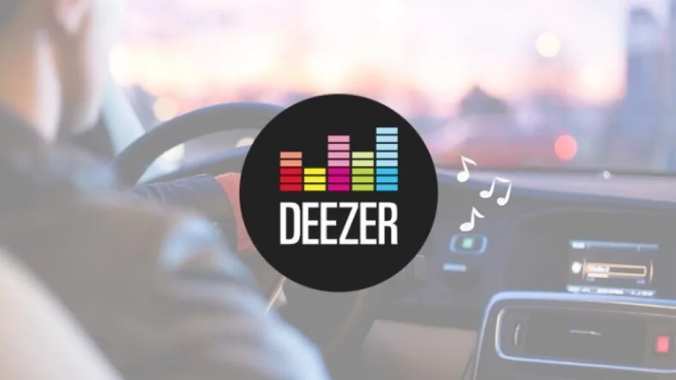 Automobiliuose su „Google“ palaikymu – visiškai nauja „Deezer“ muzikos programėlė