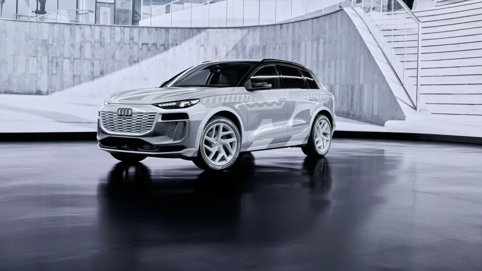 „Audi“ ruošia naują elektrinį šedevrą: pademonstravo išskirtines naujojo modelio detales, pamatykite tai patys