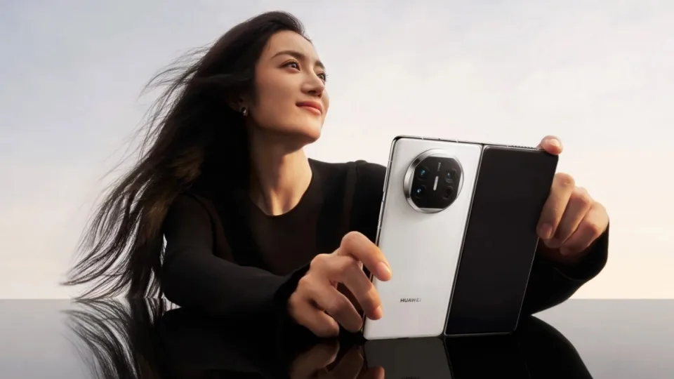 Smūgis „Samsung“ ambicijoms: Kinijos telefonų gamintojai užfiksavo stulbinančius augimo rezultatus, „Huawei“ nukarūnavo Pietų Korėjos milžinę