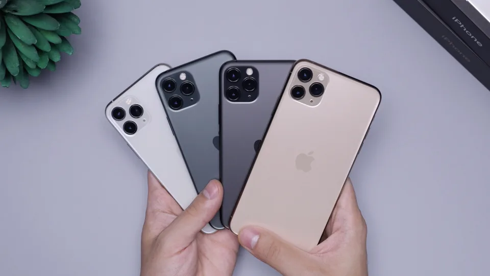 Daugeliui lietuvių tai bus didelė staigmena: daugelis naujųjų „Apple“ telefonų kainuoja mažiau nei praėjusiais metais