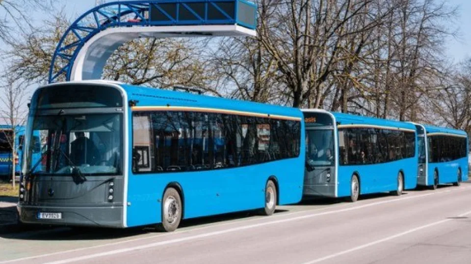 100 proc. elektrinis lietuviškas „Dancer“ autobusas debiutuos „Busworld 2023“ parodoje