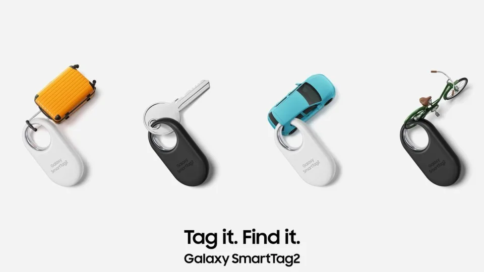 „Samsung“ pristatė „Galaxy SmartTag2“ sekiklį: padės greičiau surasti pamestus daiktus ir net pasiklydusius augintinius