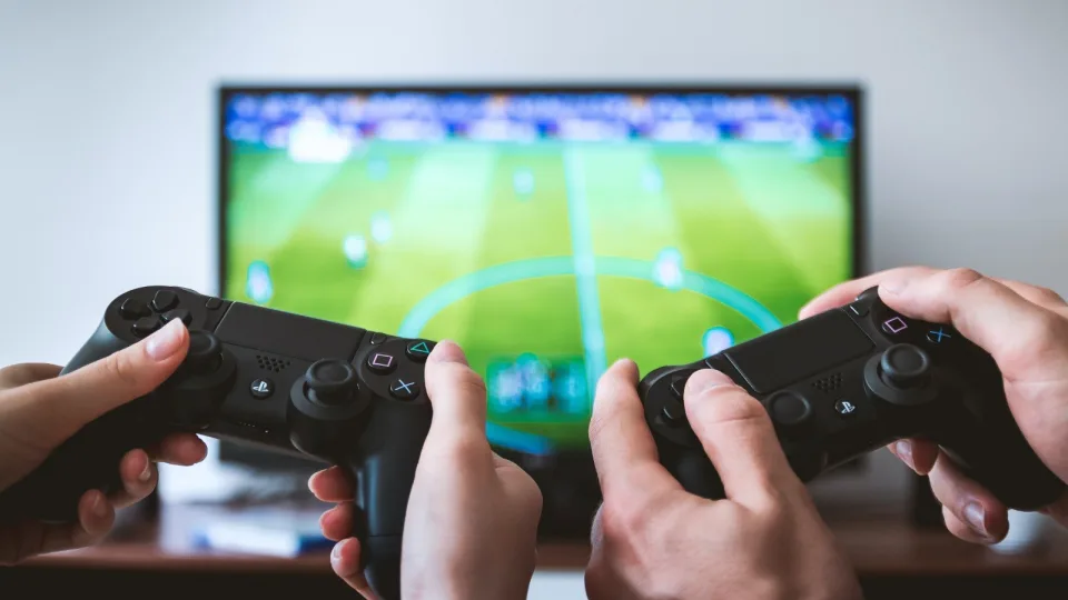 Televizoriai žengė didžiulį žingsnį į priekį: ką naujausi modeliai siūlo kompiuterinių žaidimų mėgėjams?