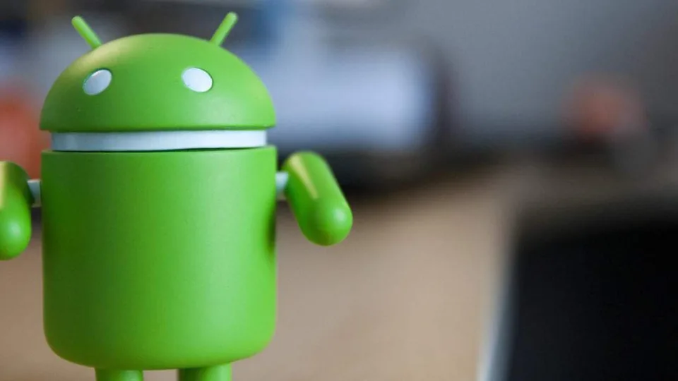 Viešieji tualetai, NASA ir desertai – kuo tai susiję su „Android“?