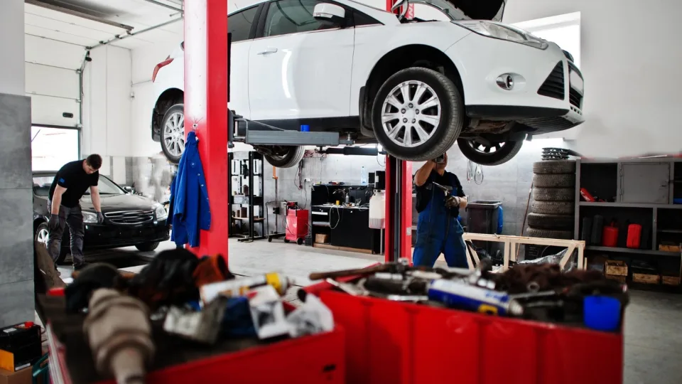 STT sudavė galingą smūgį techninę apžiūrą atliekančiai įmonei: nustatyta, kad ribojo žmonių galimybes, įžvelgta ir sąlygų korupcijos veiksmams