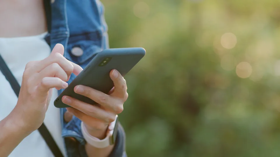 Ne dovanos, o sukčių spąstai: pavojingiausia SMS žinutė šventiniu laikotarpiu, nedarykite šios klaidos