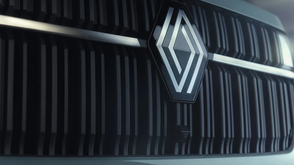 2023-aisiais atsigaunant automobilių rinkai – ryškus „Renault“ grupės šuolis